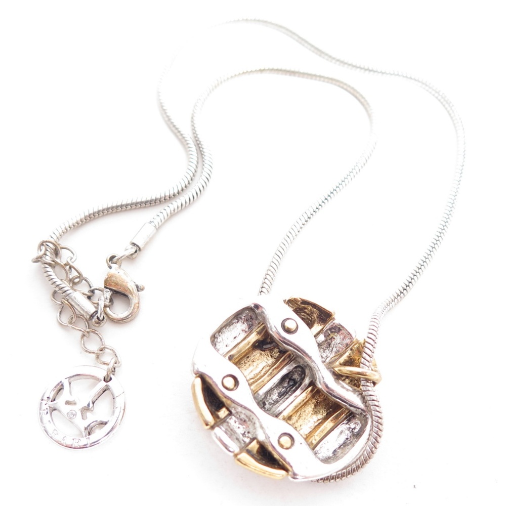 Trifari Designer Two Toned Pendant‎ Necklace - Picture 3 of 4